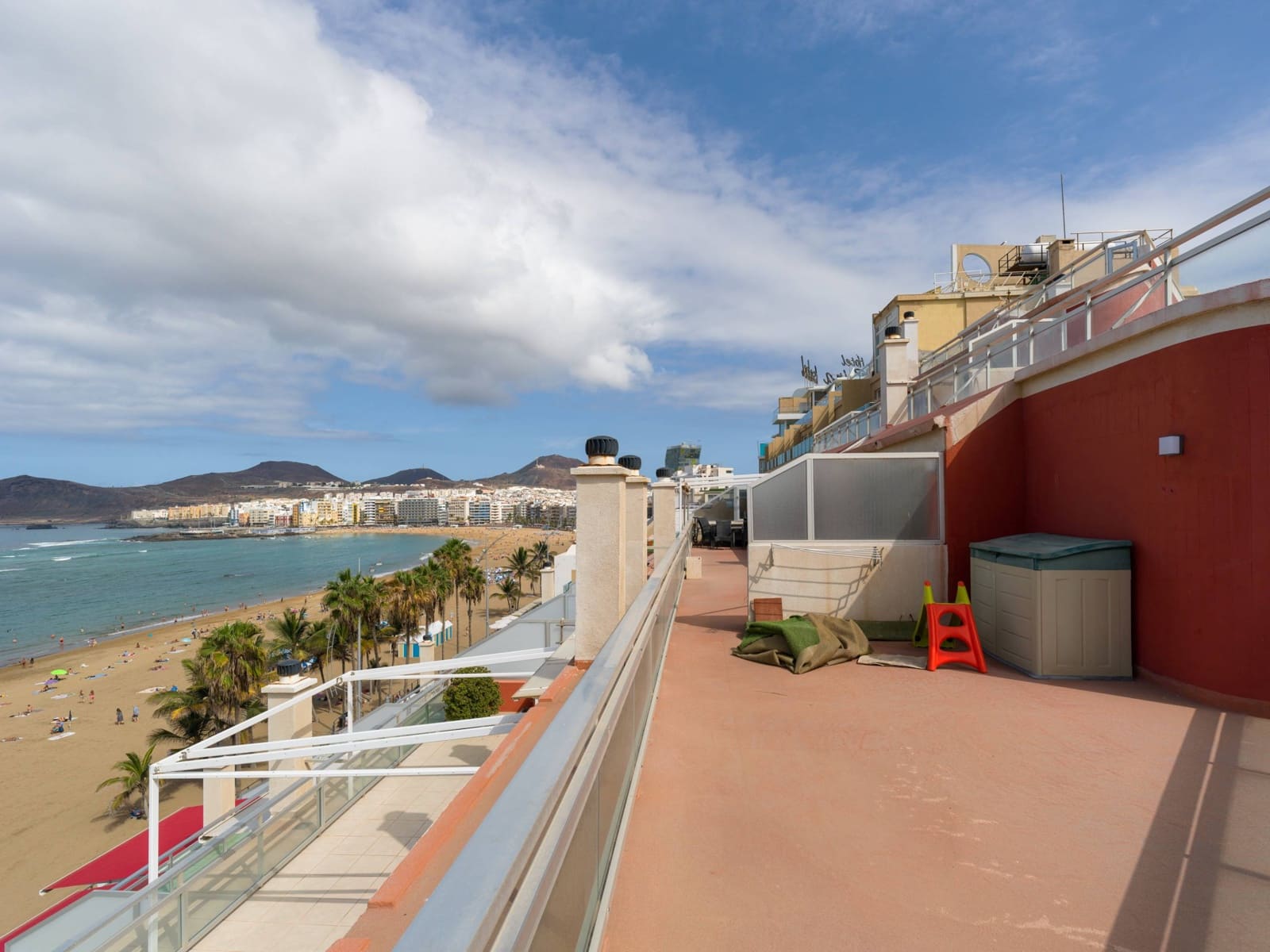 6 soverom Penthouse til salgs i Las Palmas de Gran Canaria med garasje - € 3 500 000 (Ref: 9367510)