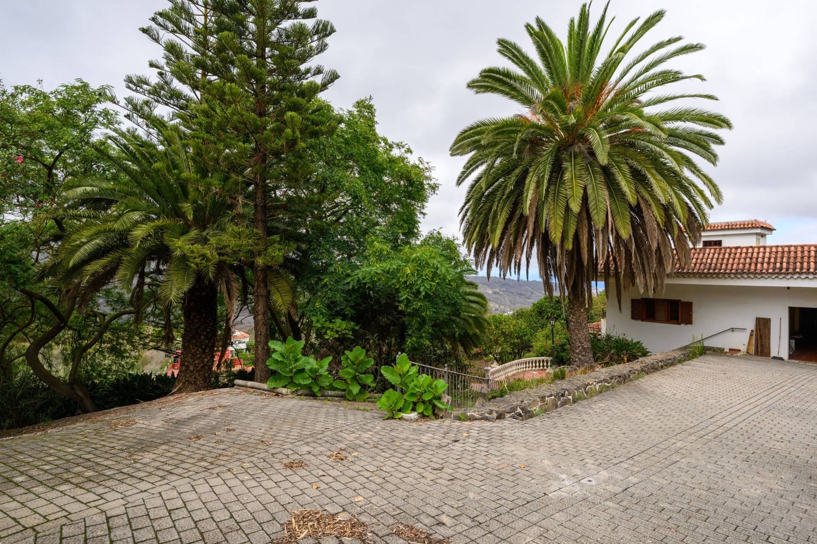 5 slaapkamer Villa te koop in Teror met garage - € 700.000 (Ref: 9367514)