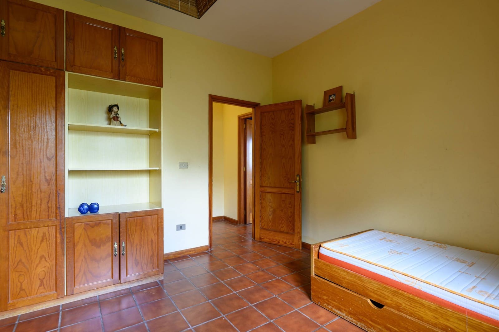 5 slaapkamer Villa te koop in Teror met garage - € 700.000 (Ref: 9367514)