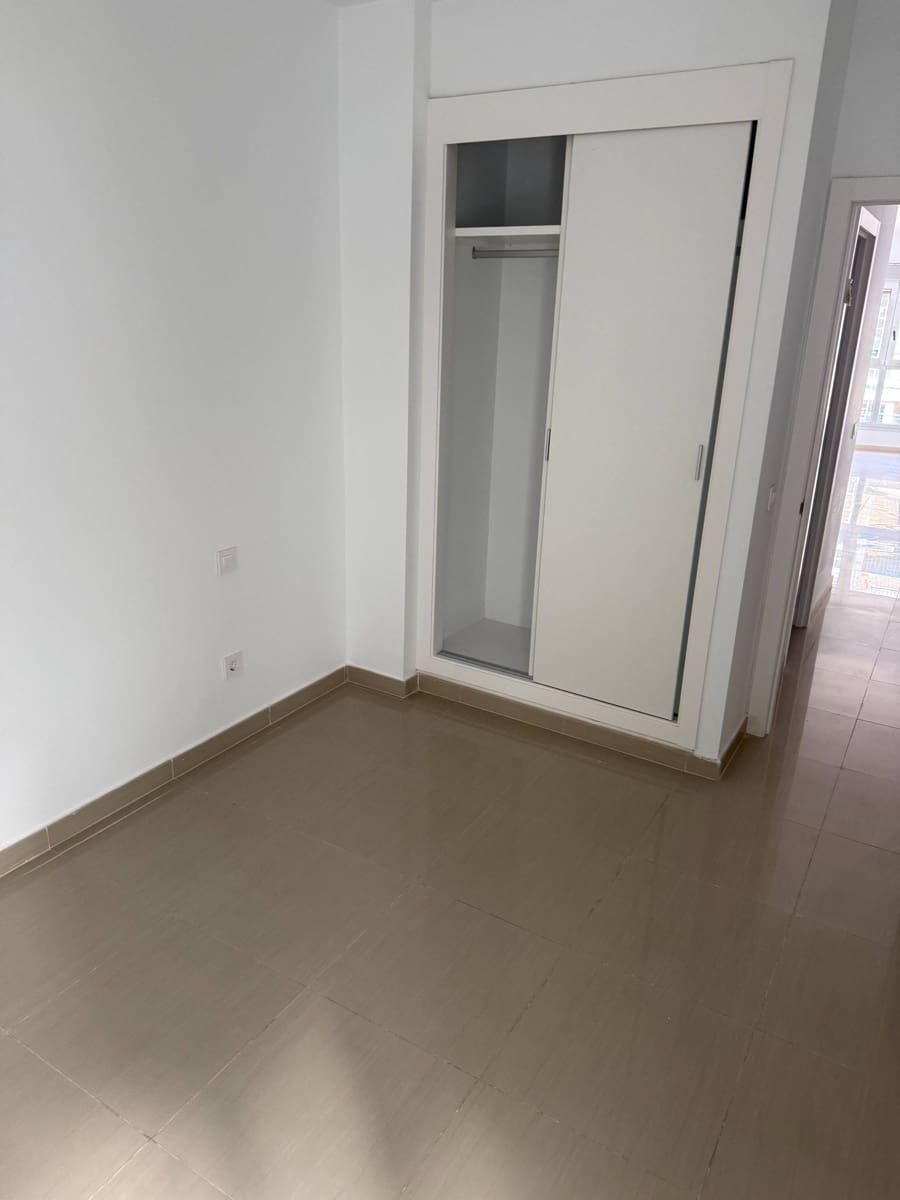 2 Zimmer Wohnung zu verkaufen in Las Palmas de Gran Canaria mit Garage - 228.190 € (Ref: 9374056)