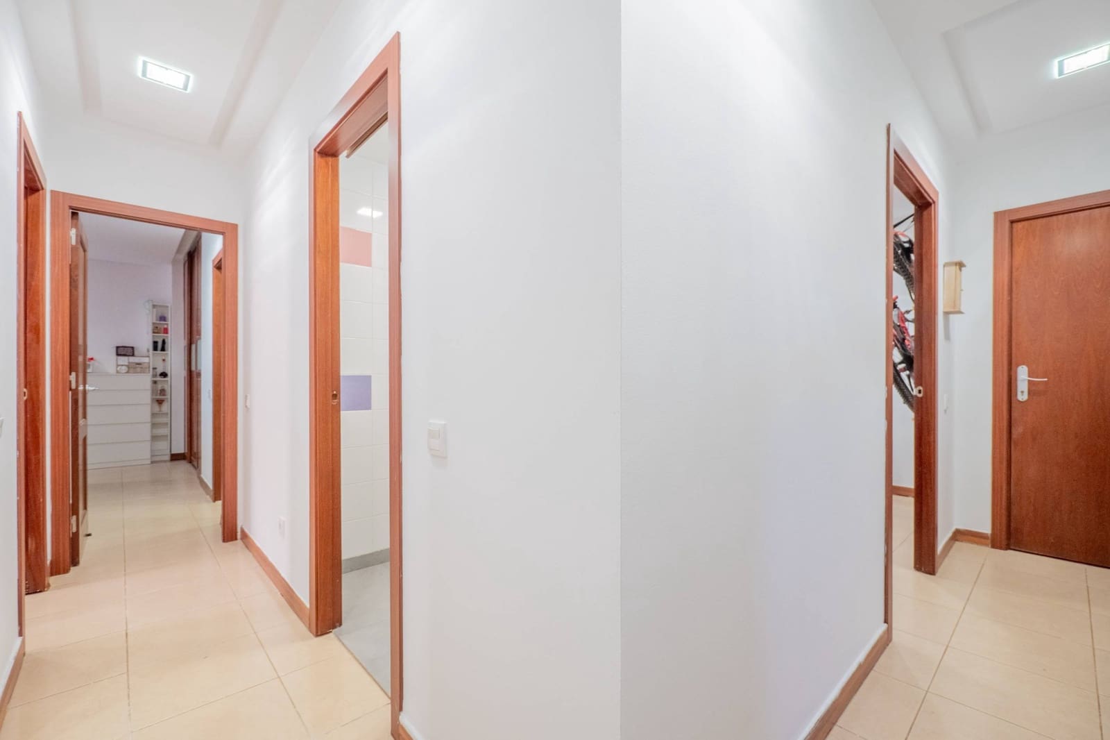 3 bedroom Flat for sale in Las Palmas de Gran Canaria with garage - € 207,000 (Ref: 9375341)