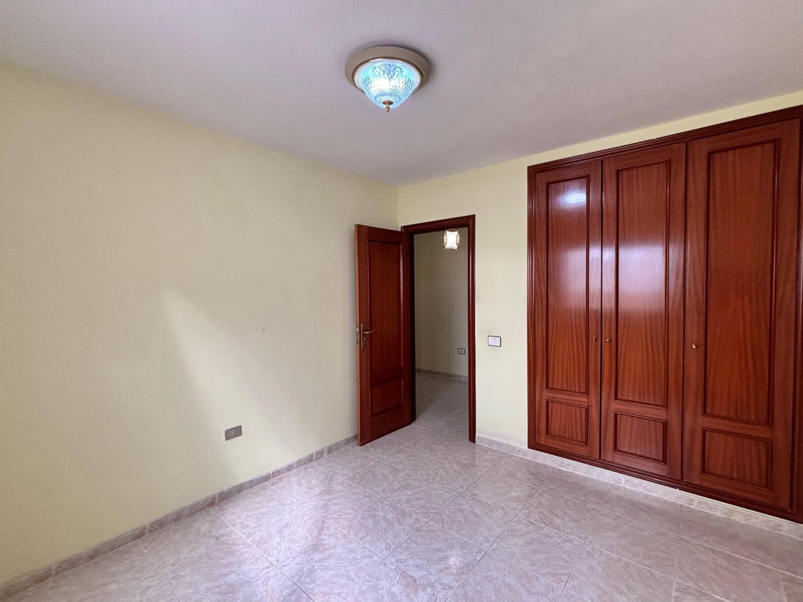 3 soveværelse Lejlighed til salg i Santa Cruz de Tenerife - € 209.500 (Ref: 9375342)