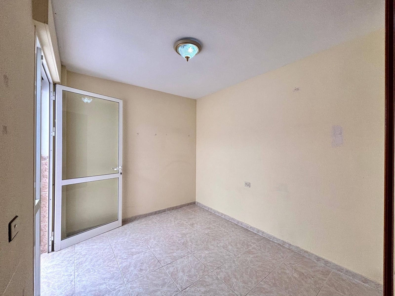 3 soveværelse Lejlighed til salg i Santa Cruz de Tenerife - € 209.500 (Ref: 9375342)