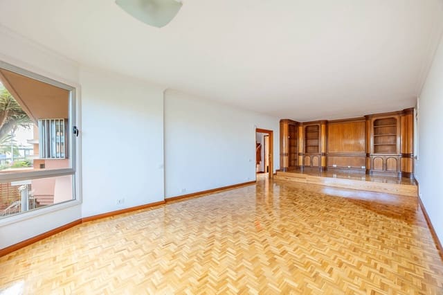 6 soverom Villa til salgs i Ciudad Jardín, Las Palmas de Gran Canaria med garasje - € 1 500 000 (Ref: 9379030)