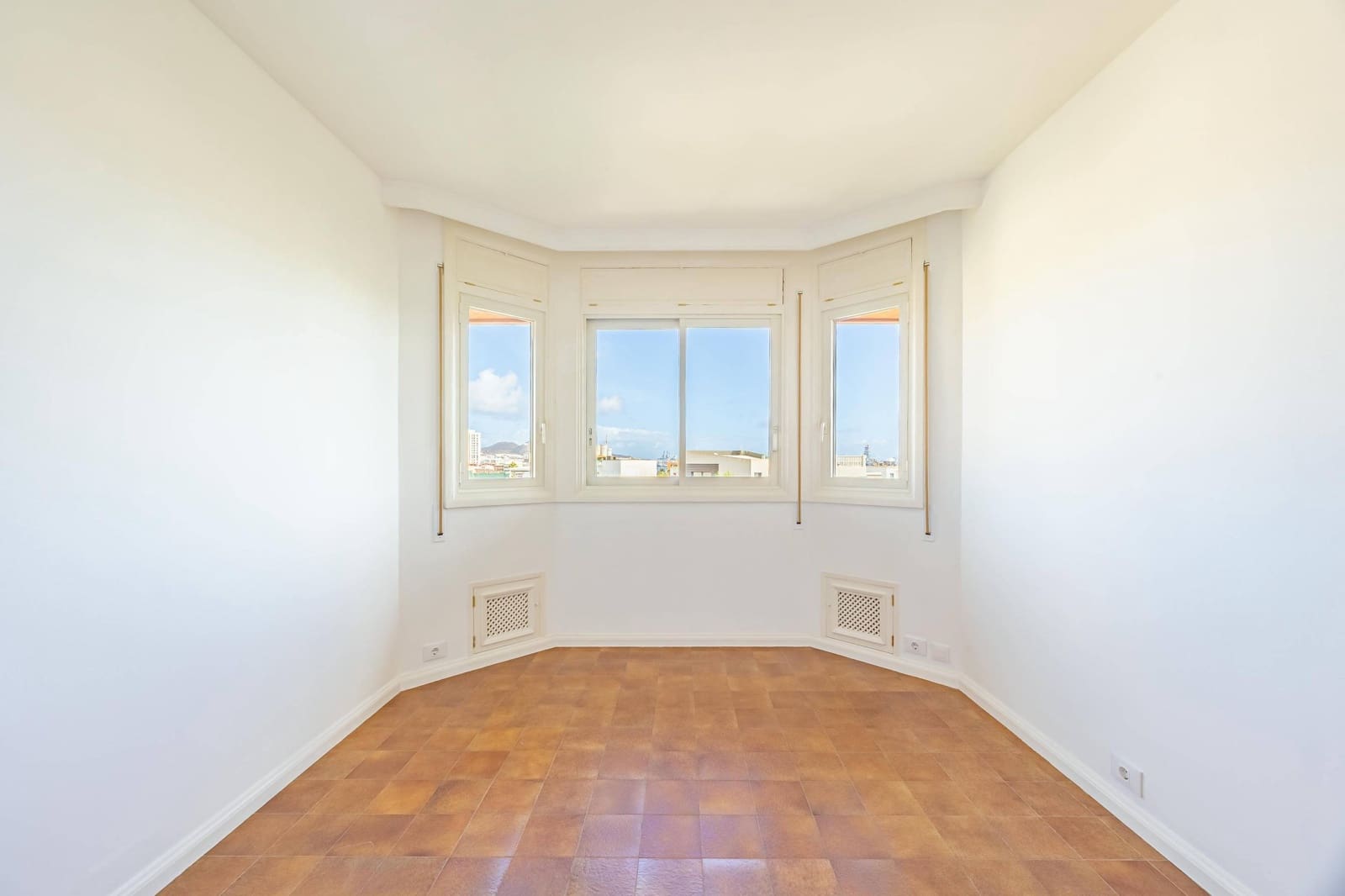 6 camera da letto Villa in vendita in Las Palmas de Gran Canaria con garage - 1.500.000 € (Rif: 9379030)