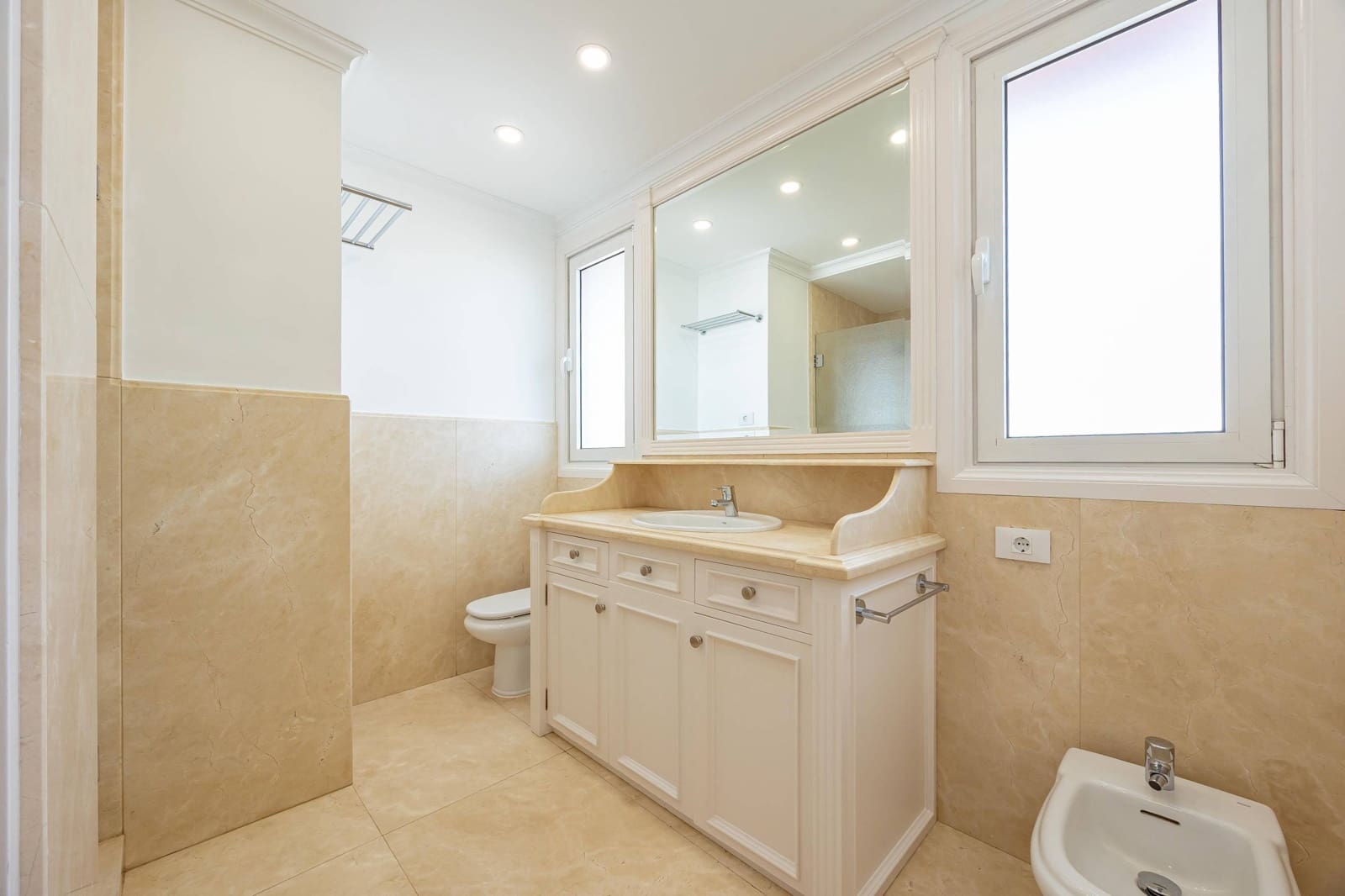 6 camera da letto Villa in vendita in Las Palmas de Gran Canaria con garage - 1.500.000 € (Rif: 9379030)