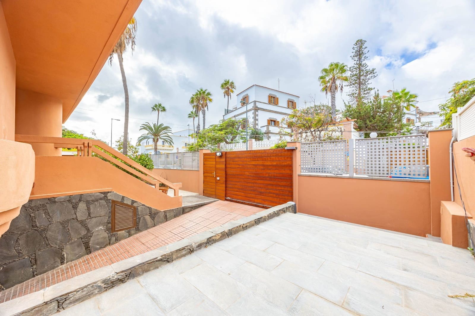 6 camera da letto Villa in vendita in Las Palmas de Gran Canaria con garage - 1.500.000 € (Rif: 9379030)
