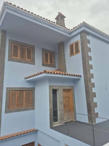 5 soveværelse Villa til salg i Tafira, Las Palmas de Gran Canaria - € 525.000 (Ref: 9382847)
