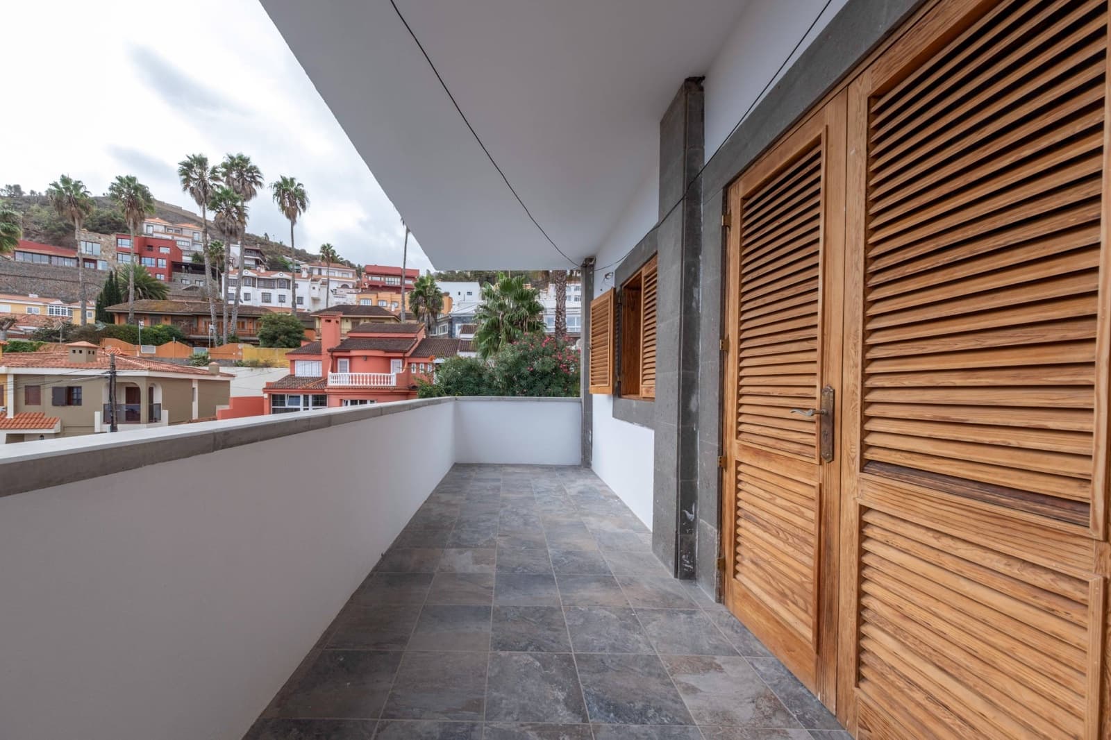 5 bedroom Villa for sale in Las Palmas de Gran Canaria - € 525,000 (Ref: 9382847)