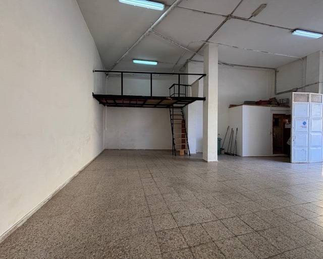 Kaupallinen vuokrattavana paikassa Las Palmas de Gran Canaria - 800 € (Ref: 9382848)