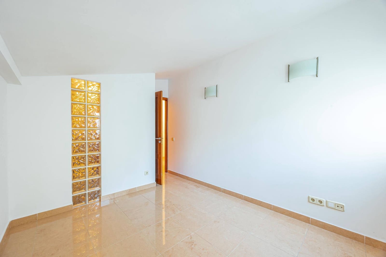 3 sypialnia Penthouse na sprzedaż w Las Palmas de Gran Canaria - 480 000 € (Ref: 9385996)