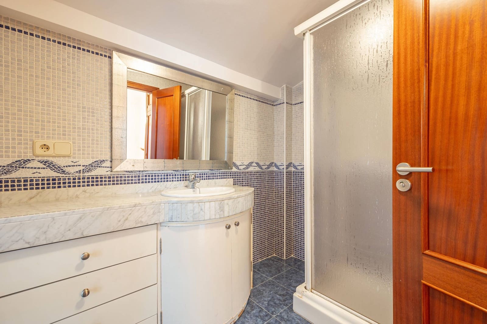 3 soverom Penthouse til salgs i Las Palmas de Gran Canaria - € 420 000 (Ref: 9385996)