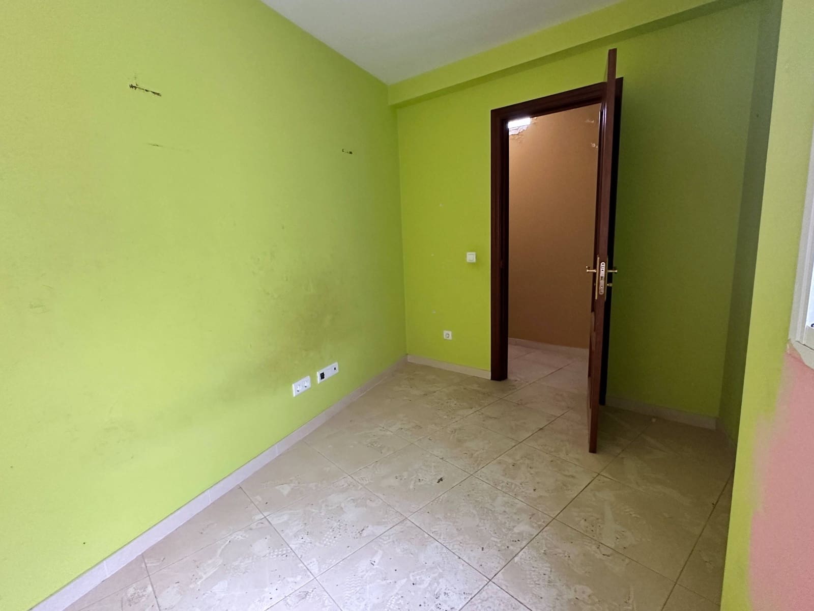 3 slaapkamer Flat te koop in Arucas met garage - € 160.000 (Ref: 9395997)