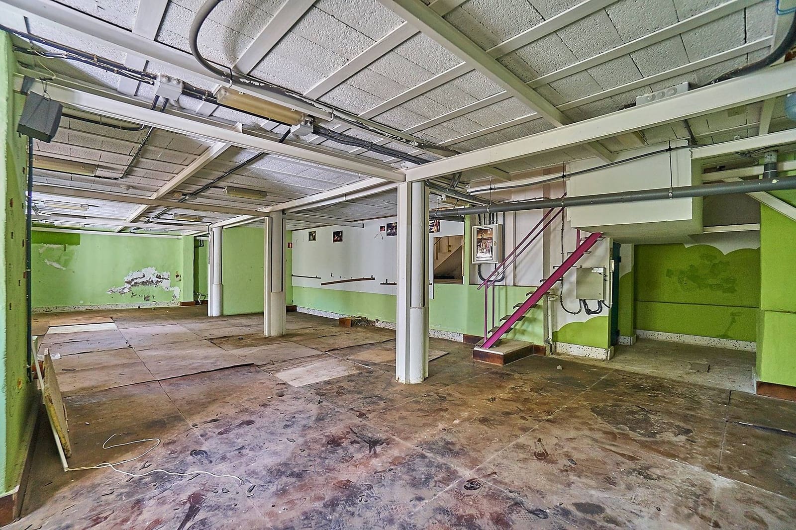 11 bedroom Commercial for sale in Las Palmas de Gran Canaria - € 570,000 (Ref: 9401051)