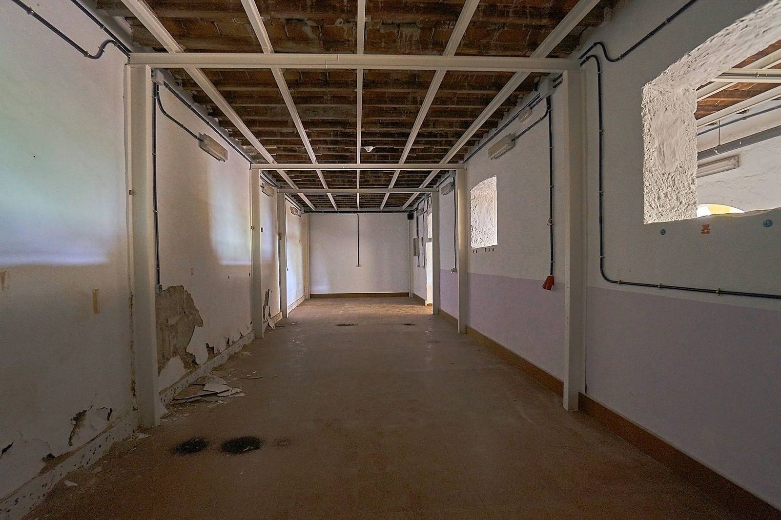 11 bedroom Commercial for sale in Las Palmas de Gran Canaria - € 570,000 (Ref: 9401051)