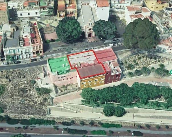 11 slaapkamer Commercieel te koop in Tamaraceite, Las Palmas de Gran Canaria - € 570.000 (Ref: 9401051)