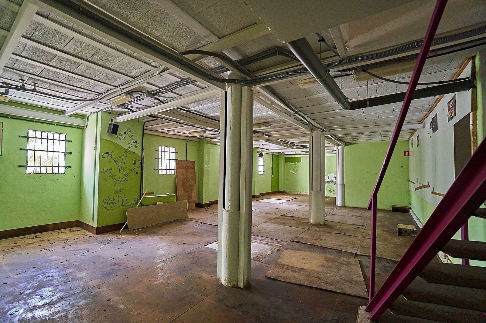 11 bedroom Commercial for sale in Las Palmas de Gran Canaria - € 570,000 (Ref: 9401051)