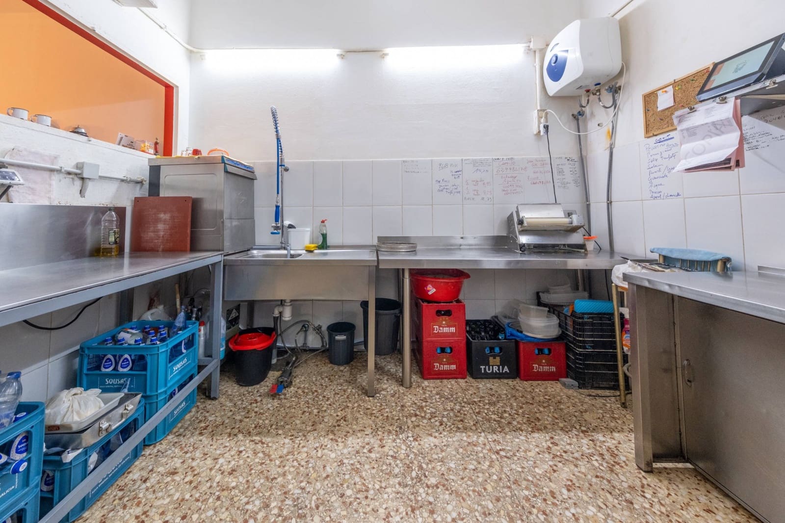 2 makuuhuone Kaupallinen vuokrattavana paikassa Las Palmas de Gran Canaria - 950 € (Ref: 9403394)