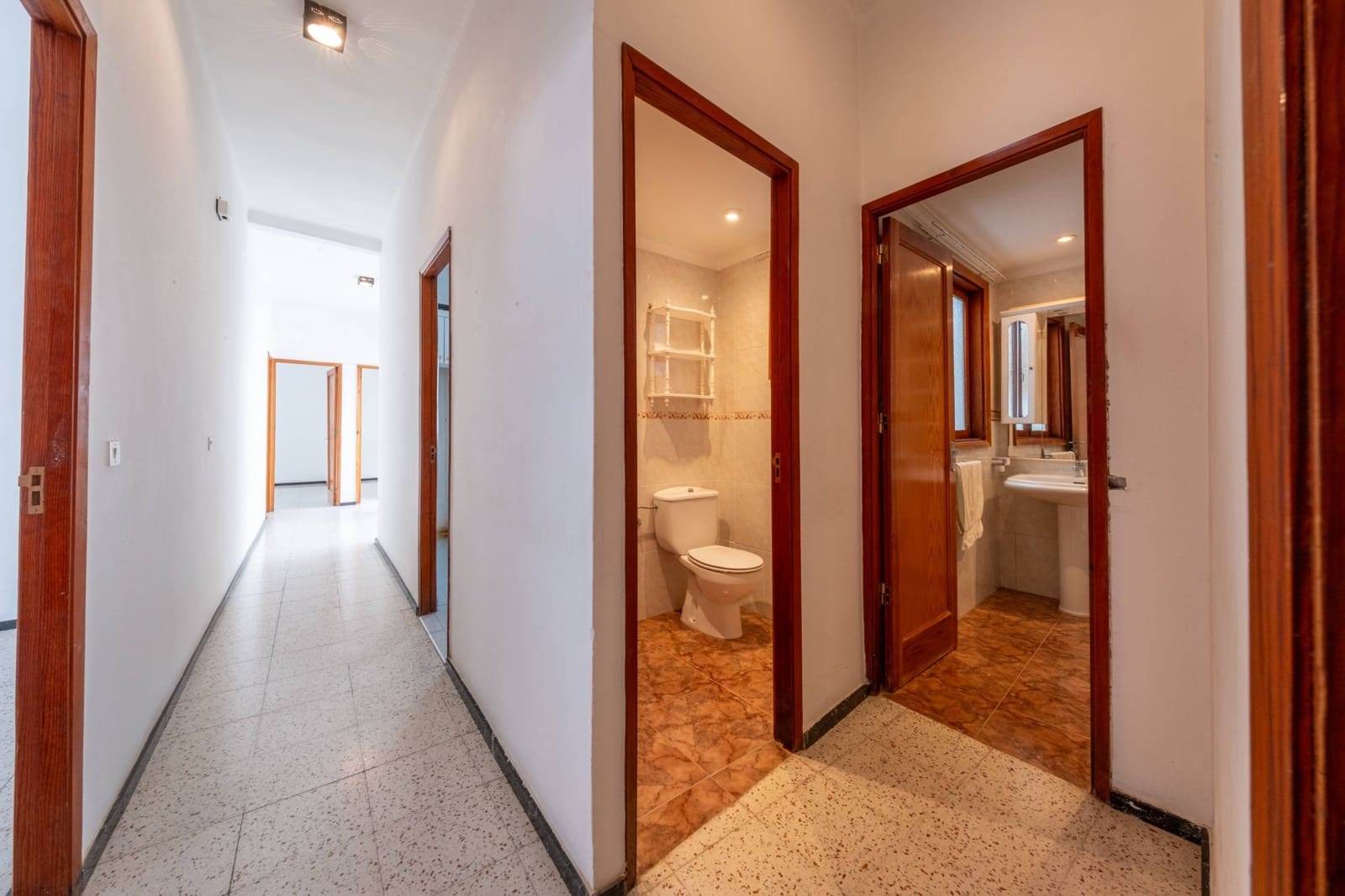 6 slaapkamer Huis te koop in Ingenio met garage - € 315.000 (Ref: 9403396)