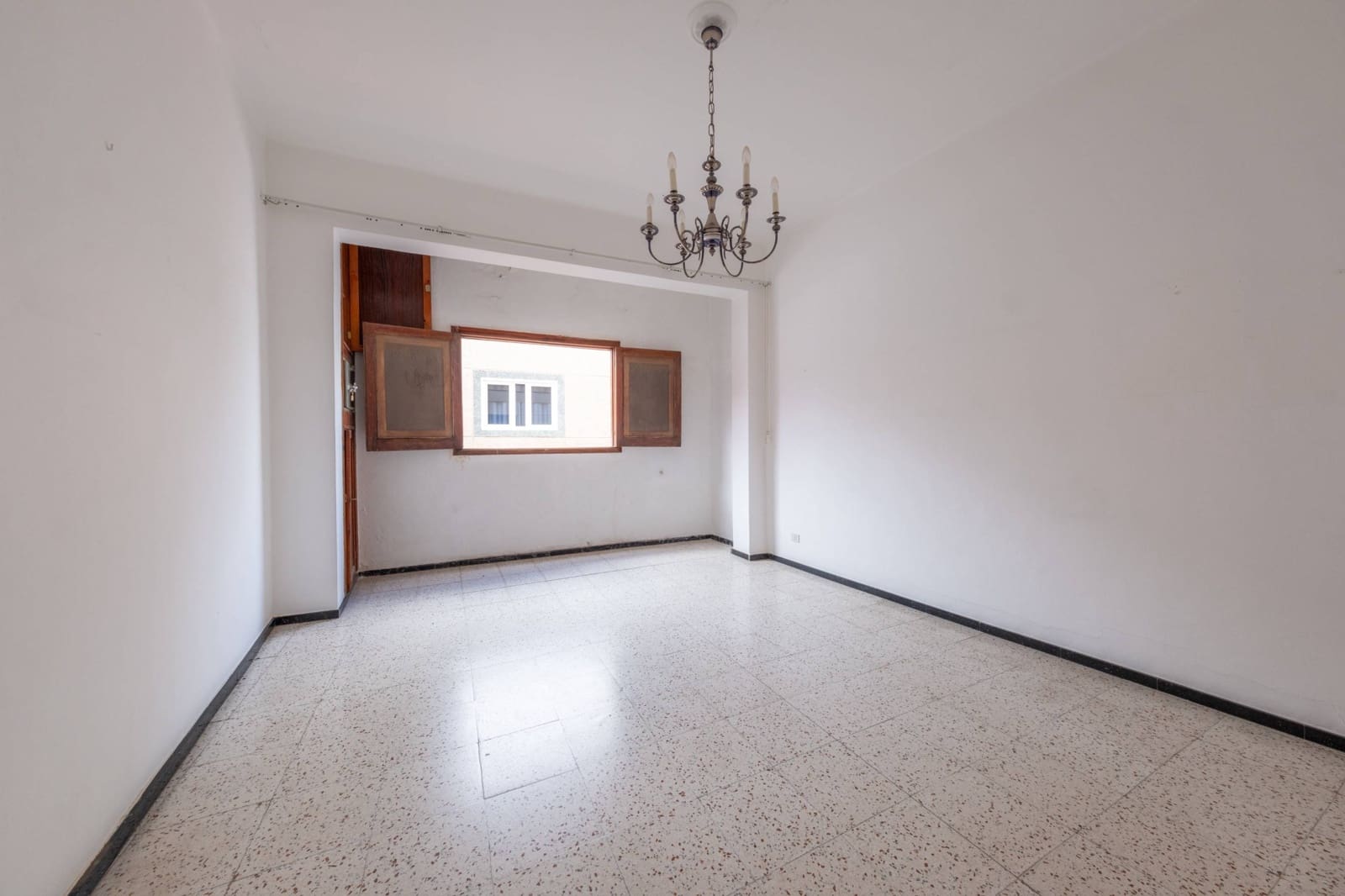 6 slaapkamer Huis te koop in Ingenio met garage - € 315.000 (Ref: 9403396)