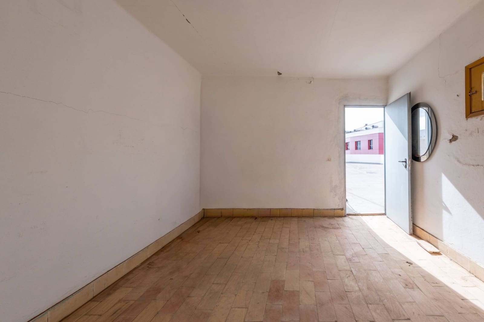 6 bedroom Townhouse for sale in Ingenio with garage - € 315,000 (Ref: 9403396)