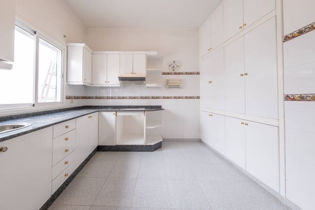 6 sypialnia Dom na sprzedaż w Ingenio z garażem - 300 000 € (Ref: 9403396)