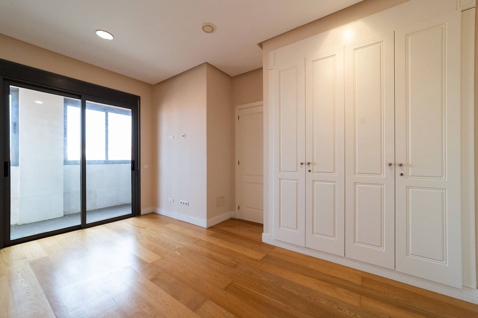 4 slaapkamer Penthouse te koop in Las Palmas de Gran Canaria met zwembad garage - € 1.080.000 (Ref: 9406871)