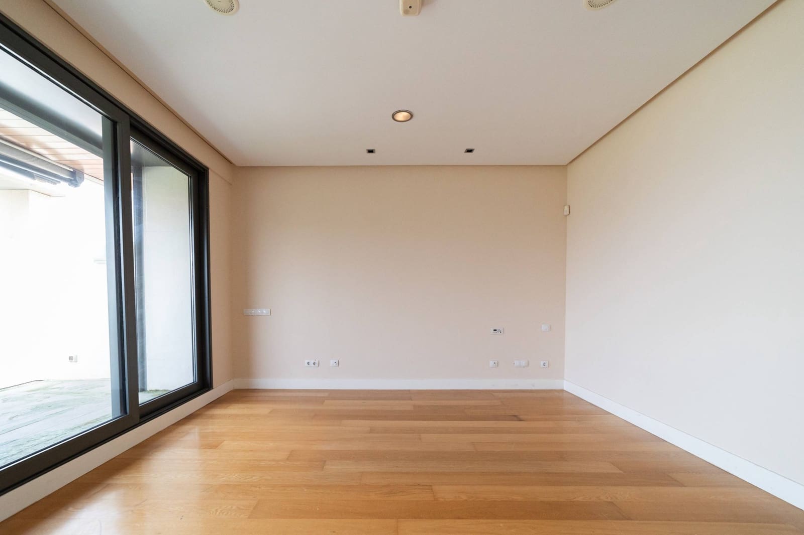 4 slaapkamer Penthouse te koop in Las Palmas de Gran Canaria met zwembad garage - € 1.080.000 (Ref: 9406871)