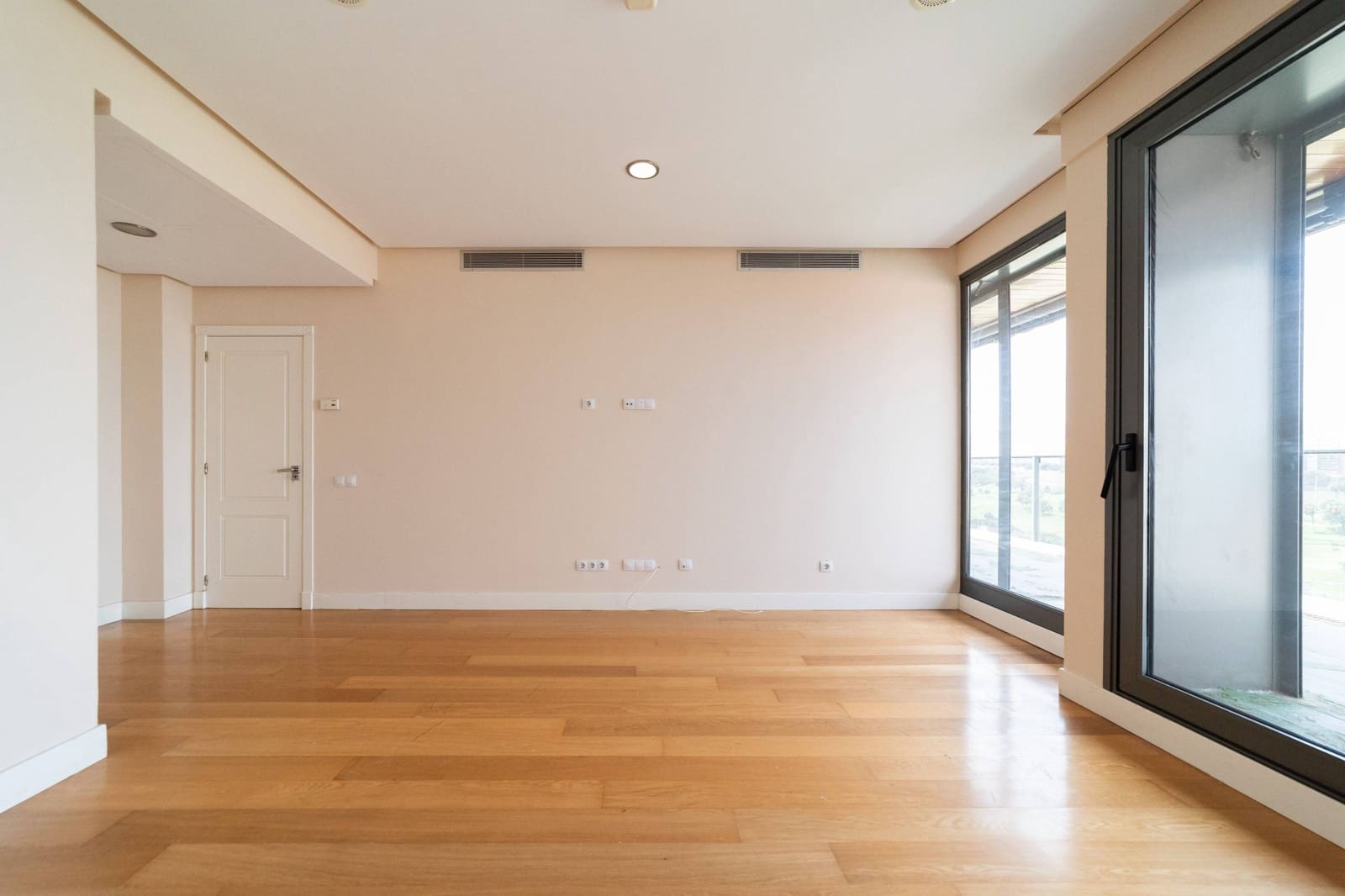 4 slaapkamer Penthouse te koop in Las Palmas de Gran Canaria met zwembad garage - € 1.080.000 (Ref: 9406871)