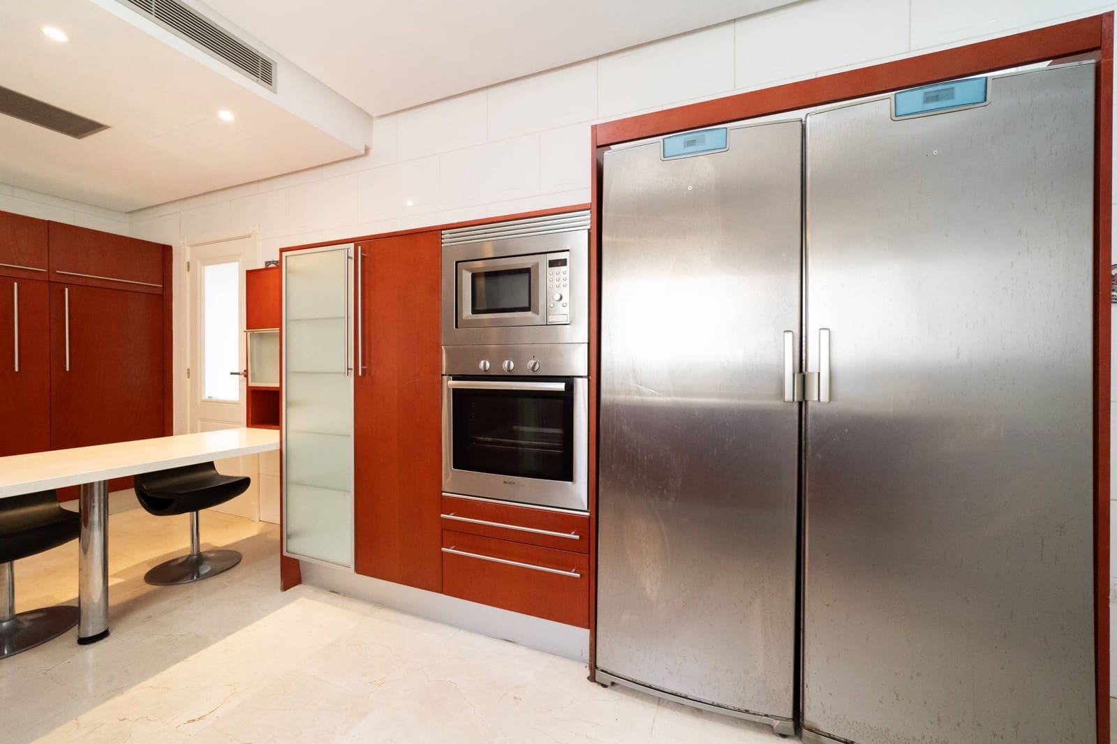 4 slaapkamer Penthouse te koop in Las Palmas de Gran Canaria met zwembad garage - € 1.080.000 (Ref: 9406871)