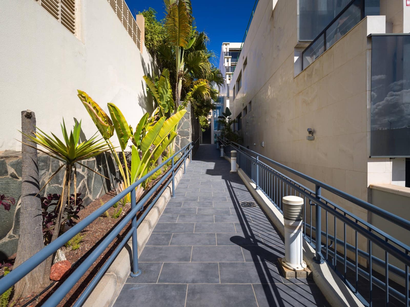 4 slaapkamer Penthouse te koop in Las Palmas de Gran Canaria met zwembad garage - € 1.080.000 (Ref: 9406871)