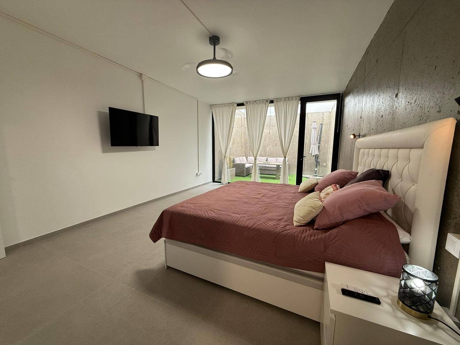 2 slaapkamer Loft te huur in San Bartolome de Tirajana met garage - € 1.600 (Ref: 9414103)