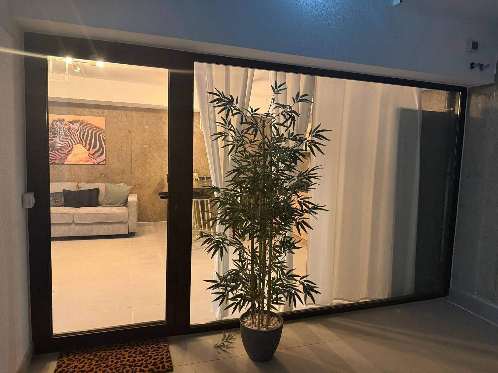 2 slaapkamer Loft te huur in San Bartolome de Tirajana met garage - € 1.600 (Ref: 9414103)