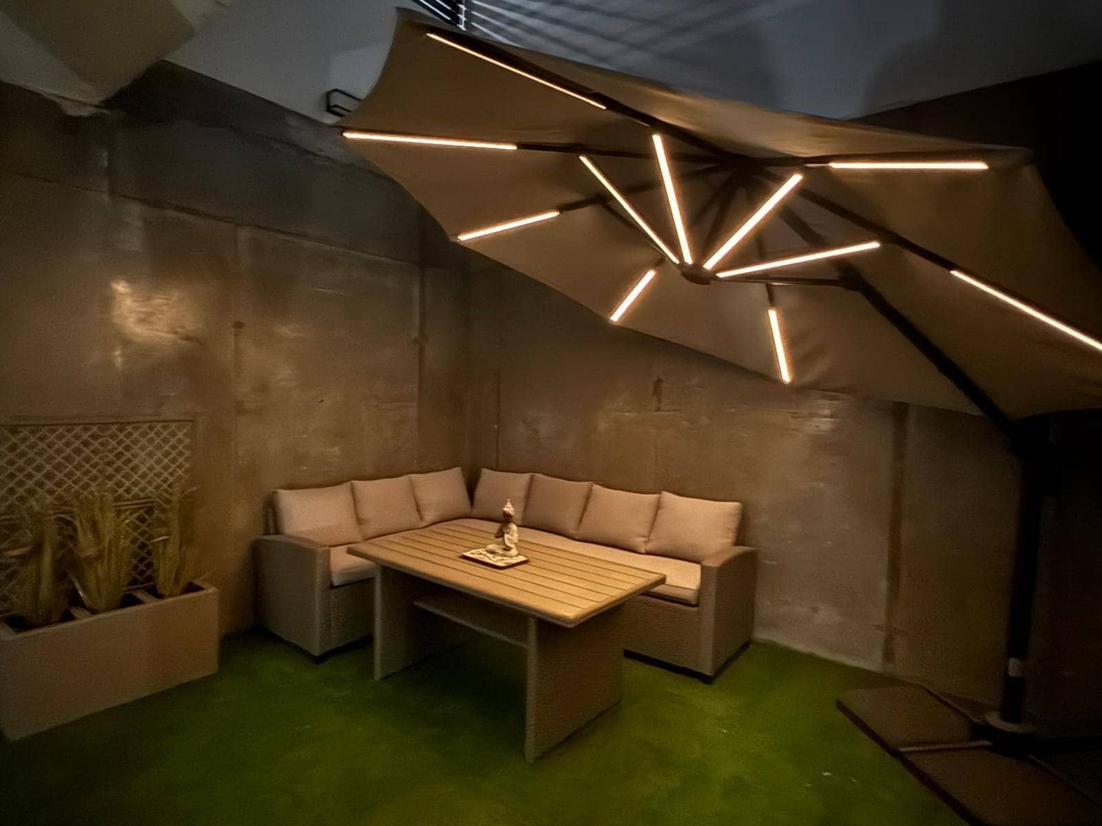 2 slaapkamer Loft te huur in San Bartolome de Tirajana met garage - € 1.600 (Ref: 9414103)