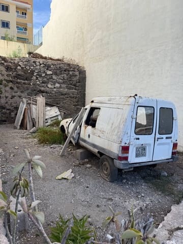 Building Plot for sale in Arucas - € 55,000 (Ref: 9415933)