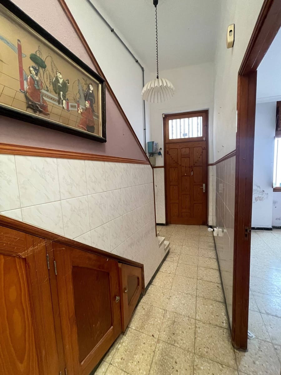 4 bedroom Finca/Country House for sale in Las Palmas de Gran Canaria - € 135,000 (Ref: 9419764)