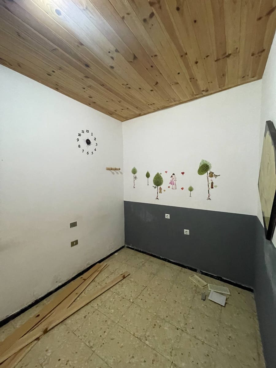 4 bedroom Finca/Country House for sale in Las Palmas de Gran Canaria - € 135,000 (Ref: 9419764)