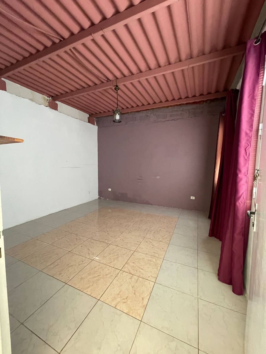 4 bedroom Finca/Country House for sale in Las Palmas de Gran Canaria - € 135,000 (Ref: 9419764)