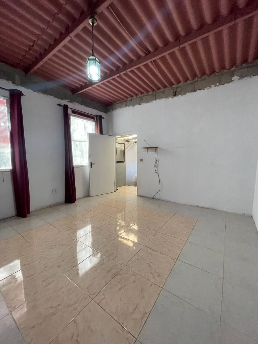 4 bedroom Finca/Country House for sale in Las Palmas de Gran Canaria - € 135,000 (Ref: 9419764)