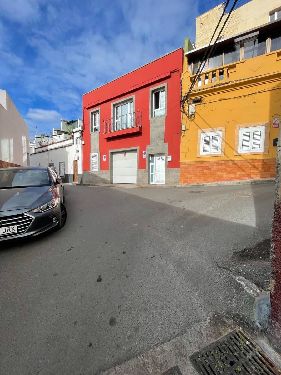 4 bedroom Finca/Country House for sale in Las Palmas de Gran Canaria - € 135,000 (Ref: 9419764)