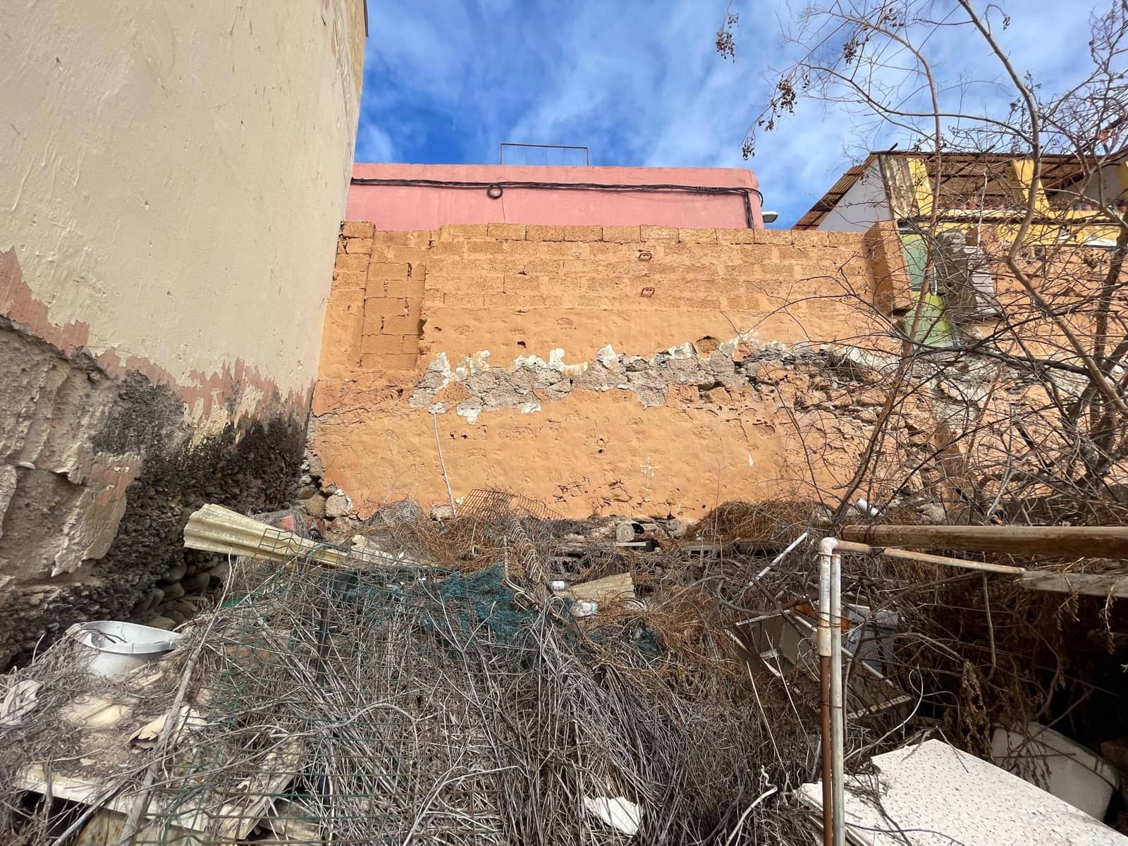 4 bedroom Finca/Country House for sale in Las Palmas de Gran Canaria - € 135,000 (Ref: 9419764)