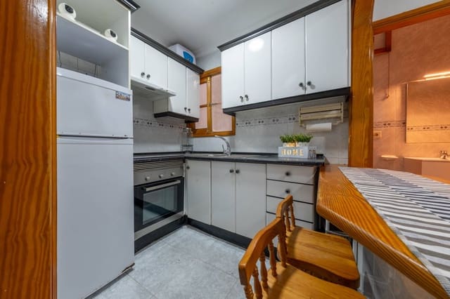 1 chambre Appartement à vendre à Alcaravaneras, Las Palmas de Gran Canaria - 140 000 € (Ref: 9419765)