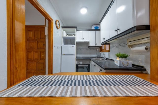 1 chambre Appartement à vendre à Alcaravaneras, Las Palmas de Gran Canaria - 140 000 € (Ref: 9419765)