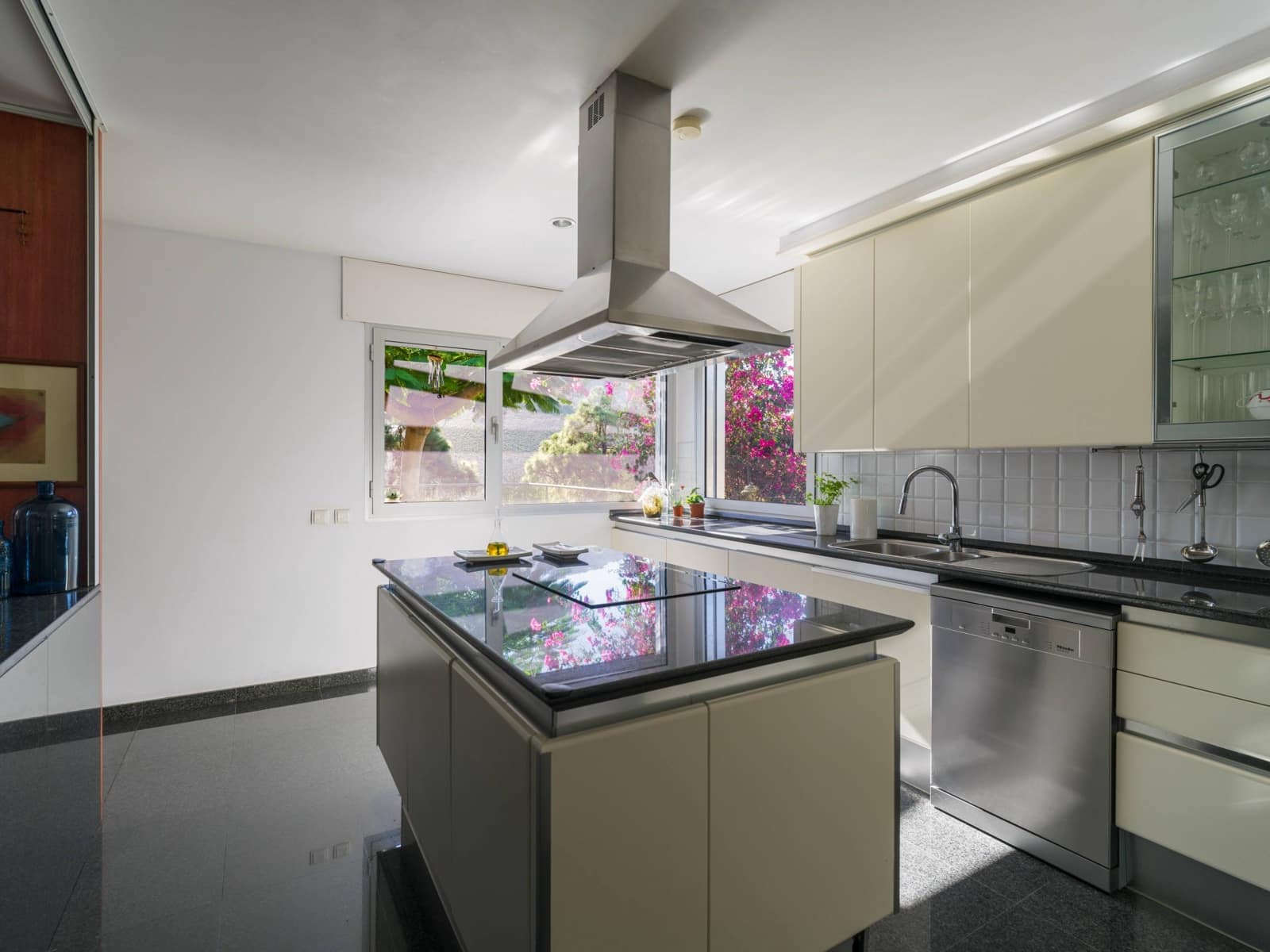 3 quarto Moradia para venda em Las Palmas de Gran Canaria - 930 000 € (Ref: 9422455)