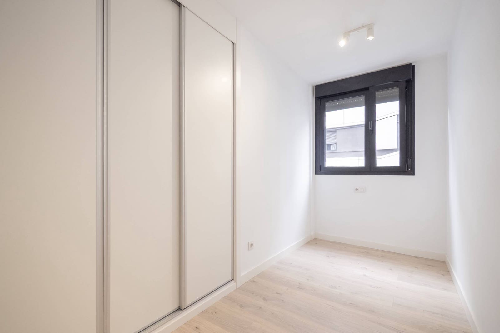 4 sovrum Lägenhet att hyra i Las Palmas de Gran Canaria med pool garage - 1 500 € (Ref: 9422456)