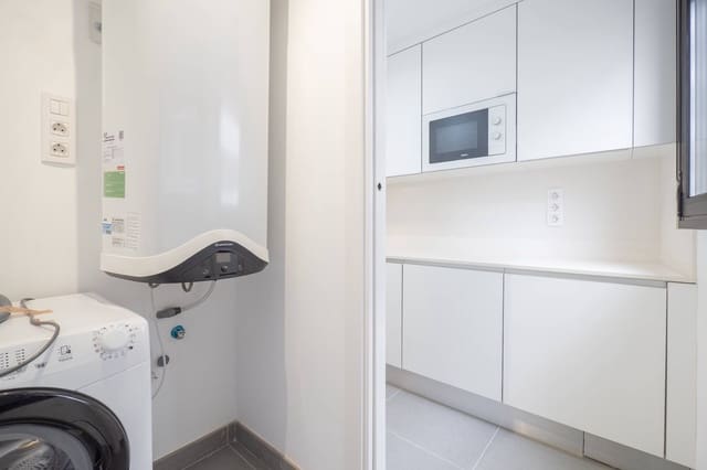 Piso de 4 habitaciones en Las Palmas de Gran Canaria en alquiler con piscina garaje - 1.500 € (Ref: 9422456)