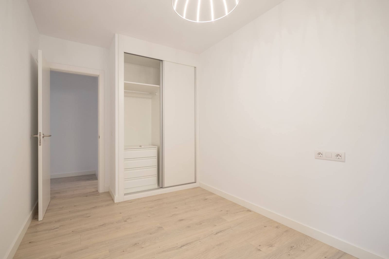 4 quarto Apartamento para arrendar em Las Palmas de Gran Canaria com piscina garagem - 1 500 € (Ref: 9422456)