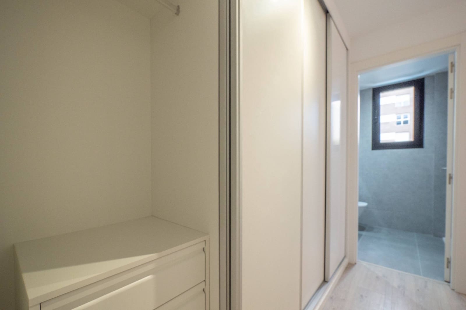 4 quarto Apartamento para arrendar em Las Palmas de Gran Canaria com piscina garagem - 1 500 € (Ref: 9422456)