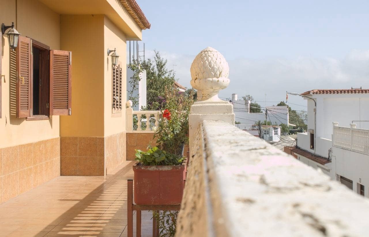 5 slaapkamer Villa te koop in Teror met garage - € 284.970 (Ref: 9422457)