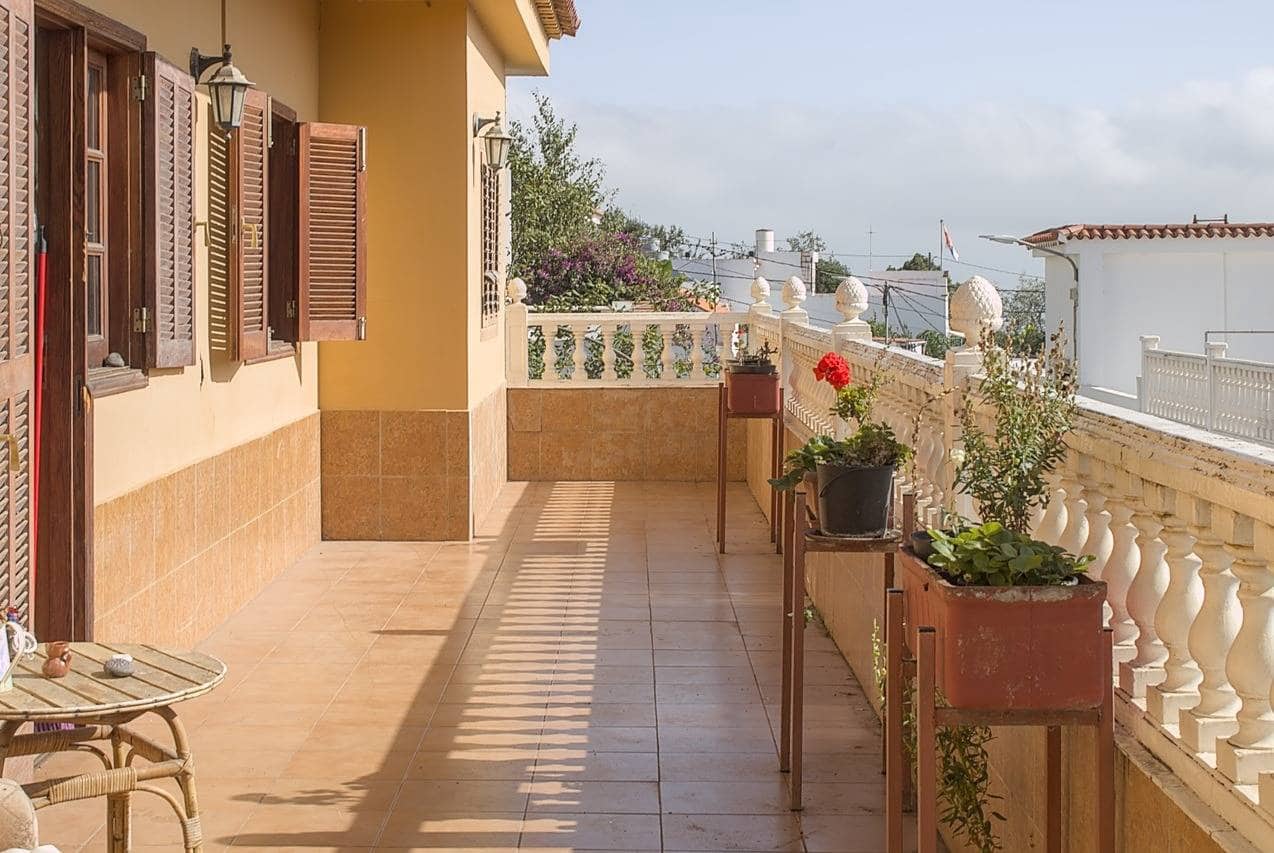 5 slaapkamer Villa te koop in Teror met garage - € 284.970 (Ref: 9422457)